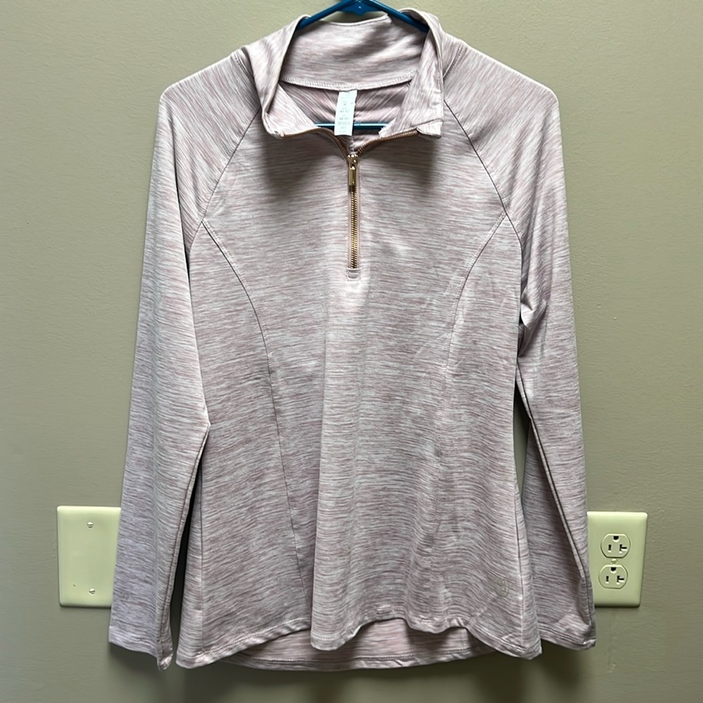 Light purple workout top